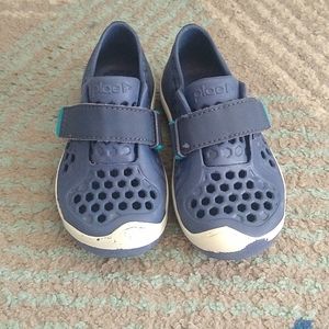 Blue Plae Shoes Kids Size 9